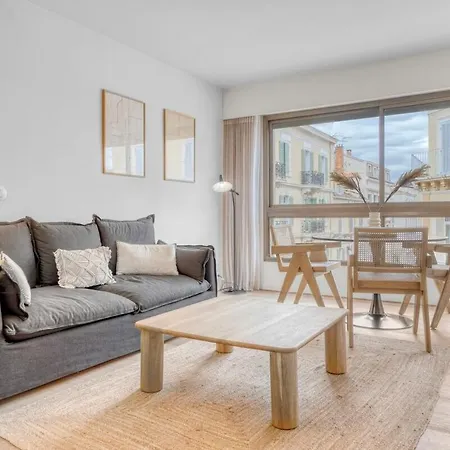 Gray D'Albion - Ascenseur - A 2 Mn Du Palais